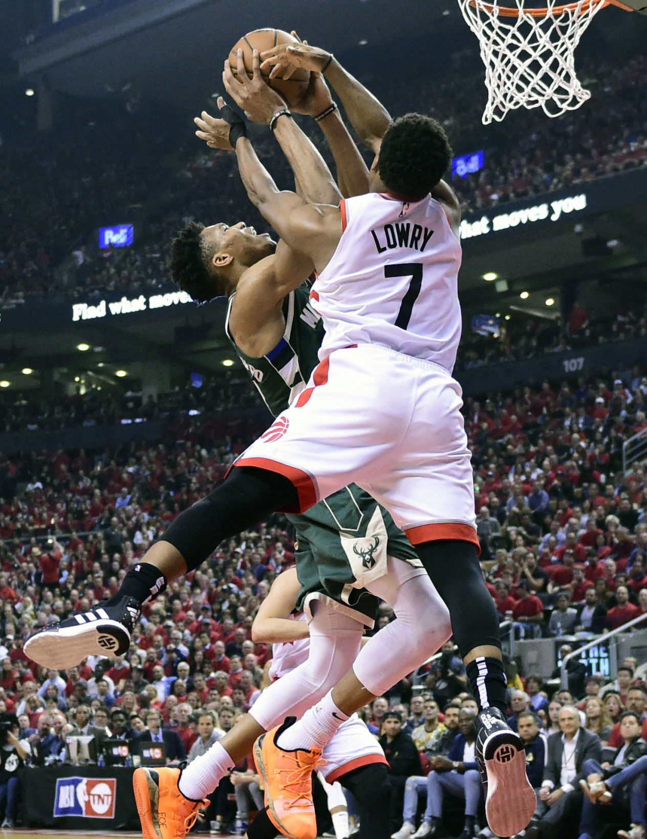 Raptors 120, Bucks 102